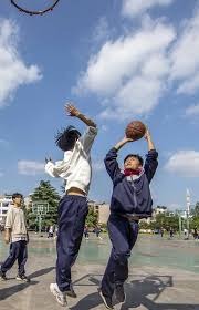 卡洛斯：C罗是所有球员的榜样；相比小罗我更爱去大罗的派对