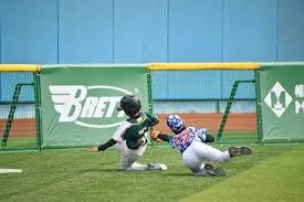 火箭、快船、鹈鹕酝酿三方交易，赫伯特琼斯辅佐小卡？东契奇失望？