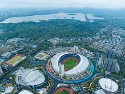 深度解析：线上娱乐为何比线下赌场更容易导致成瘾？（深度剖析：相比线下赌场，线上娱乐为何更易引发成瘾？）