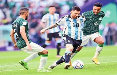 进攻尖兵！普理查德18中8&三分13中5砍下22分5板 正负值+18！